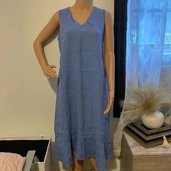 Francesca's Bettini Light Blue Midi Dress - Picture 7 of 9